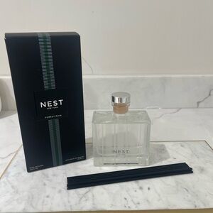 NEST New in Box New York Forest Rain Reed Diffuser 5.9 fl oz